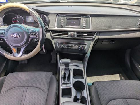 Used 2017 Kia Optima LX FWD image 14