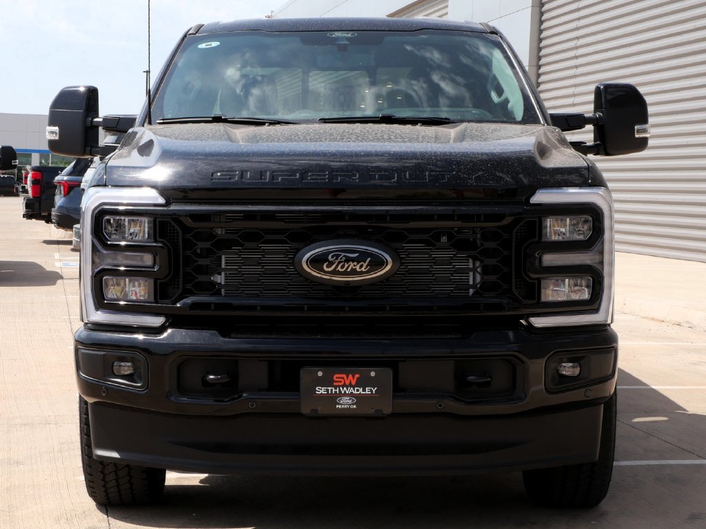 New 2026 Ford F350 Lariat w/ Black Appearance Package AWD/4WD image 4