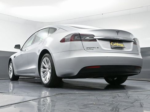 Used 2017 Tesla Model S 75 image 56