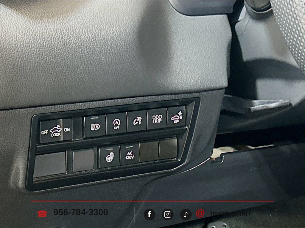 Used 2023 Toyota Tundra Limited w/ TRD Off-Road Package AWD/4WD image 9