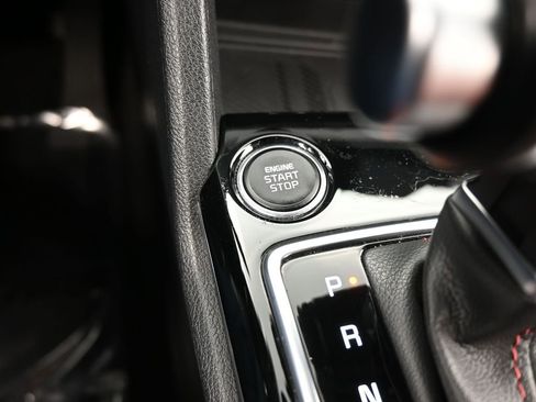 Used 2024 Kia Sportage SX image 32