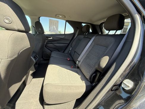 Used 2022 Chevrolet Equinox LT image 42