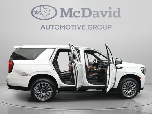 Used 2024 GMC Yukon Denali Ultimate AWD/4WD image 42