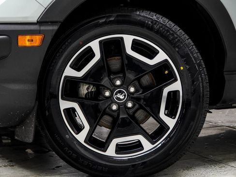 Used 2021 Ford Bronco Sport Outer Banks image 3