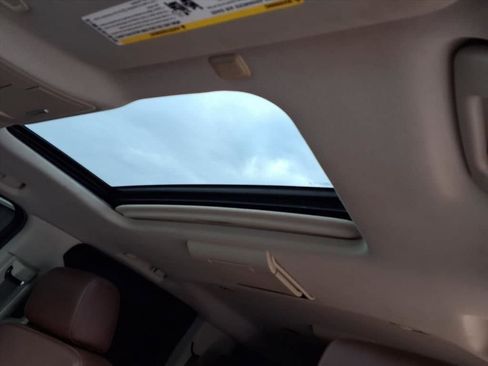 Used 2016 Chevrolet Suburban LTZ AWD/4WD image 10