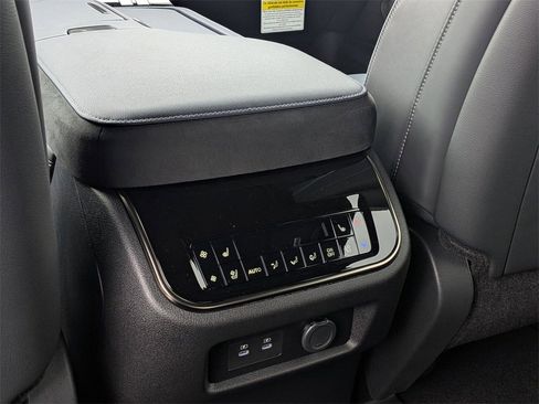 New 2026 INFINITI QX80 4WD w/ Sport Exterior Package image 24