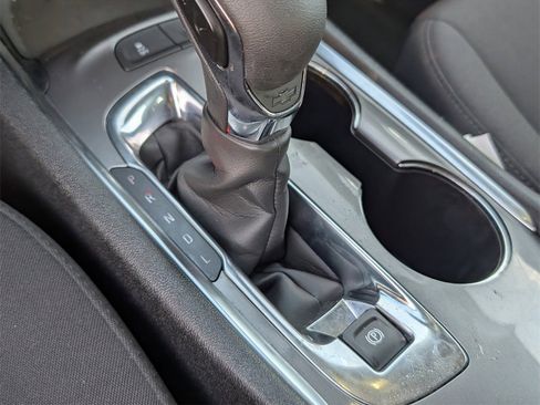 Used 2024 Chevrolet Malibu LT image 18