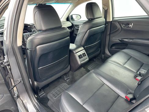 Used 2018 Toyota Avalon XLE image 31