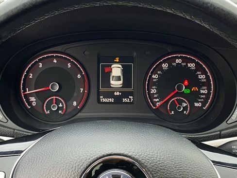 Used 2020 Volkswagen Passat 2.0T SE image 16