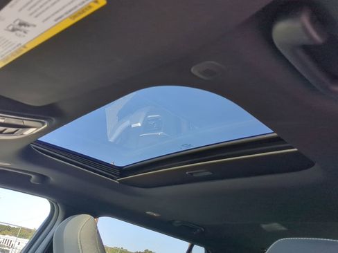 New 2025 Jeep Grand Cherokee L Laredo w/ Luxury Tech Group I image 18