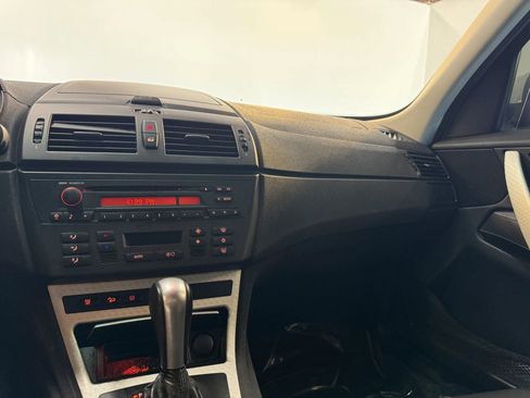 Used 2006 BMW X3 3.0i image 18