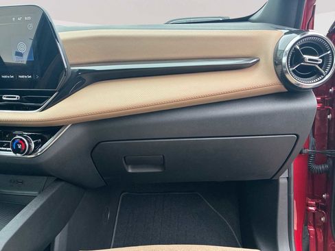 Used 2026 Chevrolet Equinox ACTIV w/ Convenience Package III image 30