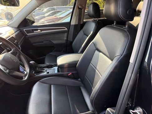 Used 2022 Volkswagen Atlas SE FWD image 13