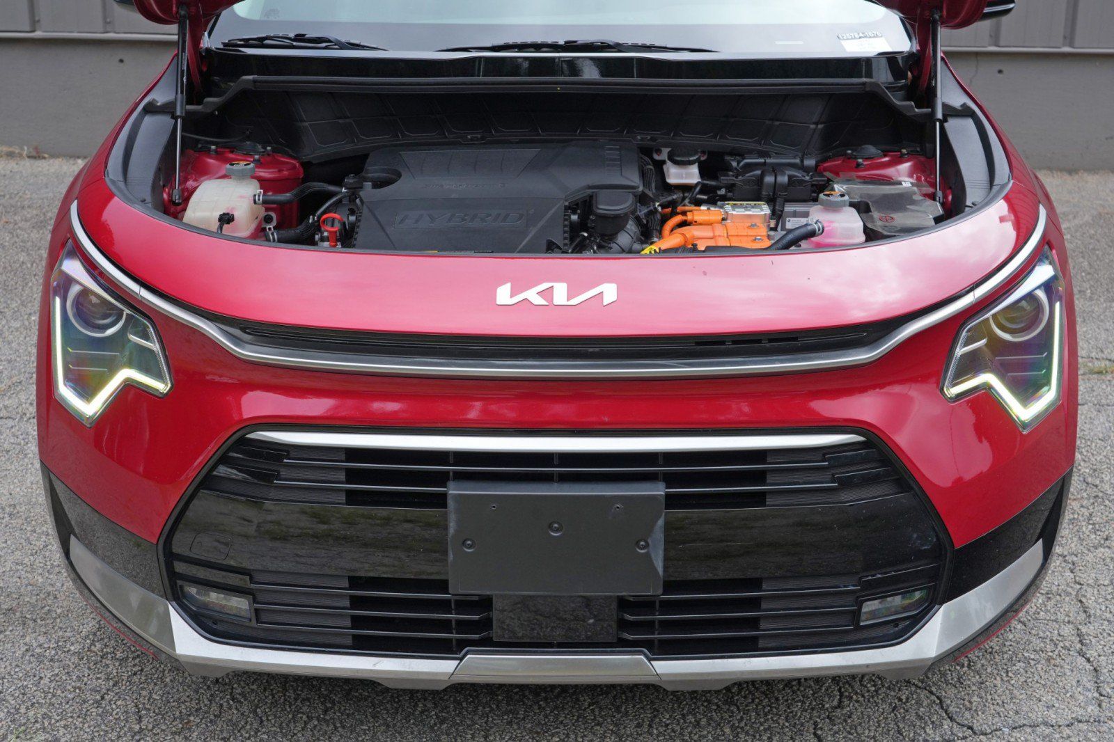 Used 2024 Kia Niro EX Touring FWD image 6