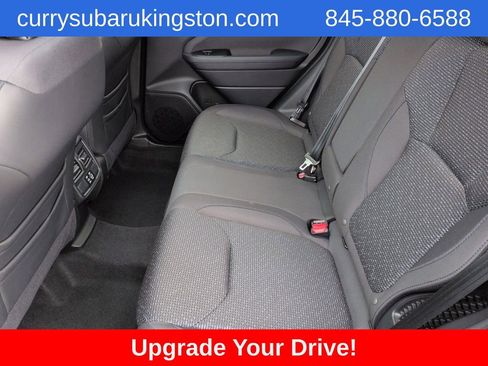 Used 2025 Subaru Forester Premium image 18