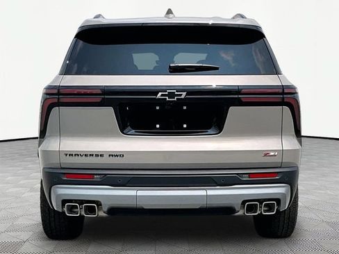 New 2026 Chevrolet Traverse Z71 w/ Driver Confidence Package AWD/4WD image 5