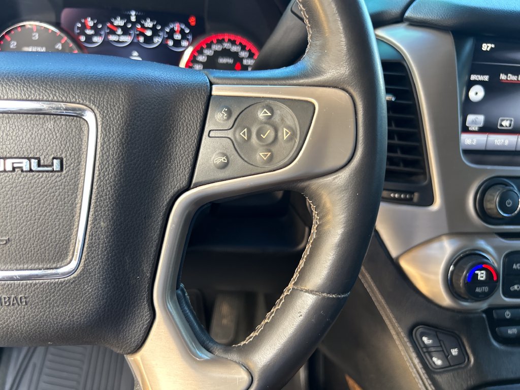 Used 2015 GMC Yukon Denali w/ Touring Package AWD/4WD image 21