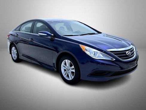 Used 2014 Hyundai Sonata GLS w/ Popular Equipment Group 2 FWD image 3