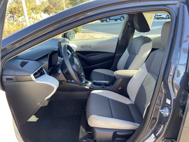 Used 2026 Toyota Corolla LE w/ LE Premium Package FWD image 34