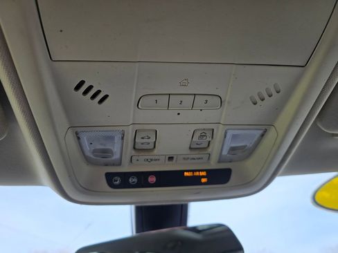 Used 2017 Cadillac XT5 Luxury image 20