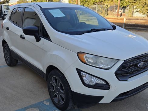 Used 2018 Ford EcoSport S image 12