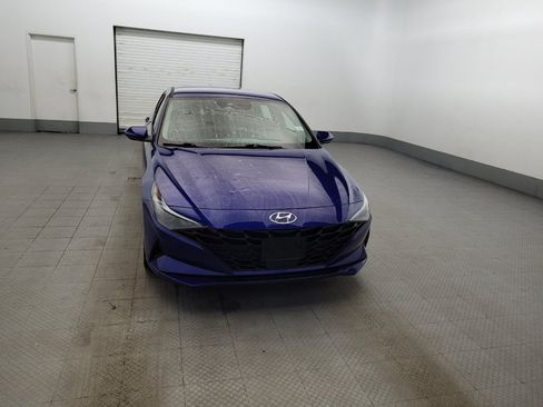 Used 2023 Hyundai Elantra SEL w/ Convenience Package FWD image 14