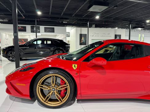 Used 2015 Ferrari 458 Speciale A image 49