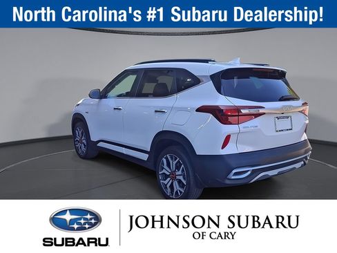 Used 2022 Kia Seltos SX w/ Sunroof Package AWD/4WD image 24