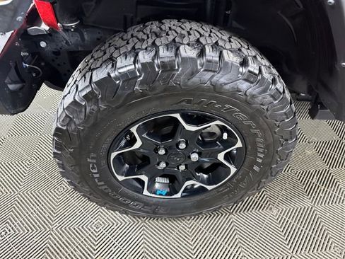 Used 2022 Jeep Wrangler Unlimited Rubicon 4xe w/ Steel Bumper Group image 9