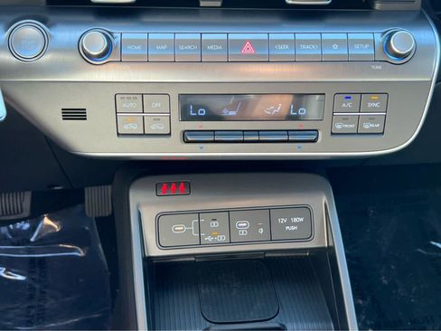Certified 2026 Hyundai Kona SEL Premium AWD/4WD image 34