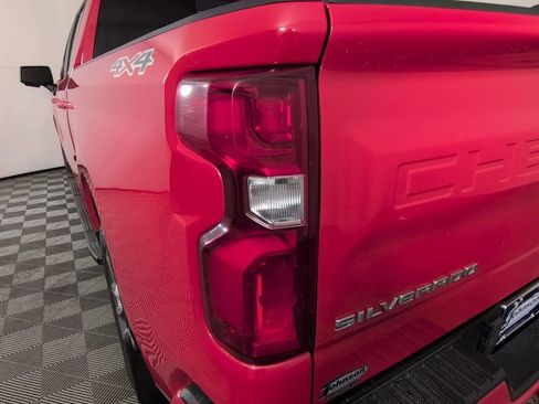 Used 2023 Chevrolet Silverado 1500 RST w/ Convenience Package II AWD/4WD image 14