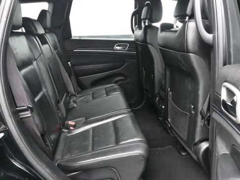 Used 2019 Jeep Grand Cherokee Limited AWD/4WD image 15