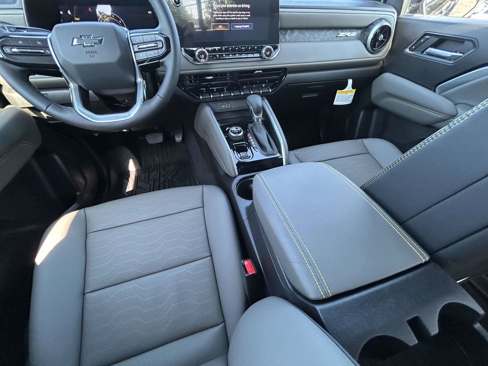 New 2026 Chevrolet Colorado ZR2 w/ Technology Package AWD/4WD image 17
