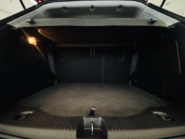 Used 2019 Chevrolet Trax LT w/ LT Convenience Package FWD image 10