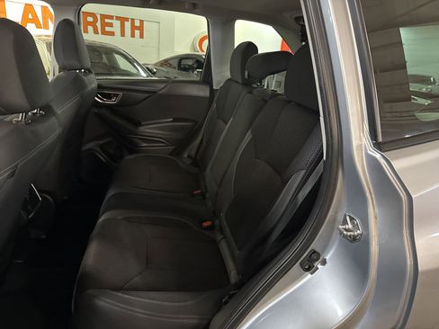 Used 2022 Subaru Forester Premium image 24