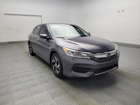 Used 2017 Honda Accord LX image 13