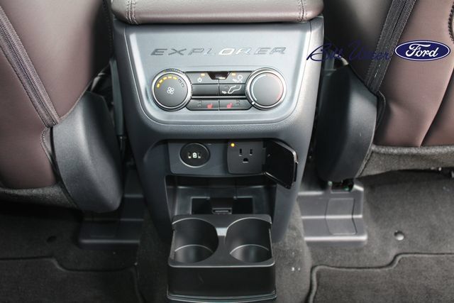 New 2026 Ford Explorer Platinum RWD image 11