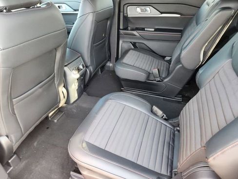 New 2026 Ford Explorer ST-Line w/ ST-Line Street Pack image 30