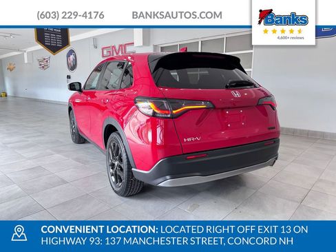 Used 2024 Honda HR-V Sport image 5