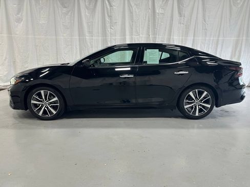 Used 2020 Nissan Maxima 3.5 S w/ Floor Mat Group FWD image 3