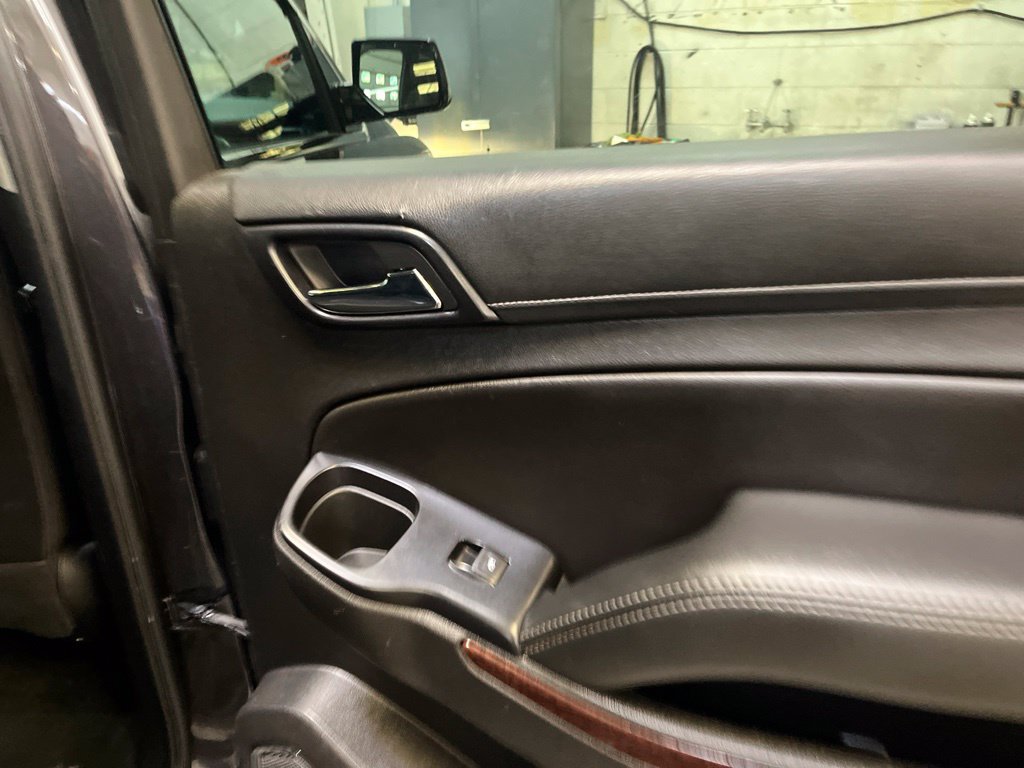 Used 2018 GMC Yukon XL SLT AWD/4WD image 30