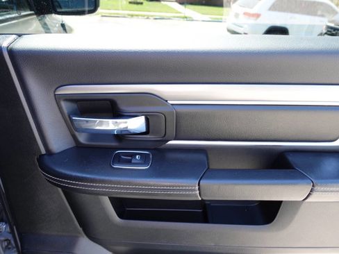 Used 2022 RAM 1500 Classic Warlock w/ Ceramic Grey Warlock Package image 25