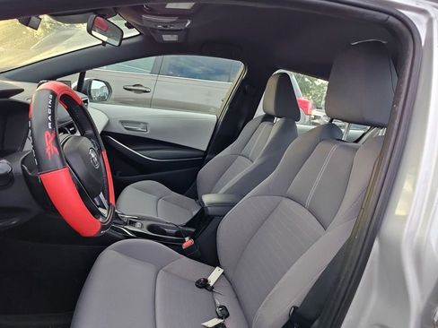 Used 2022 Toyota Corolla SE FWD image 6