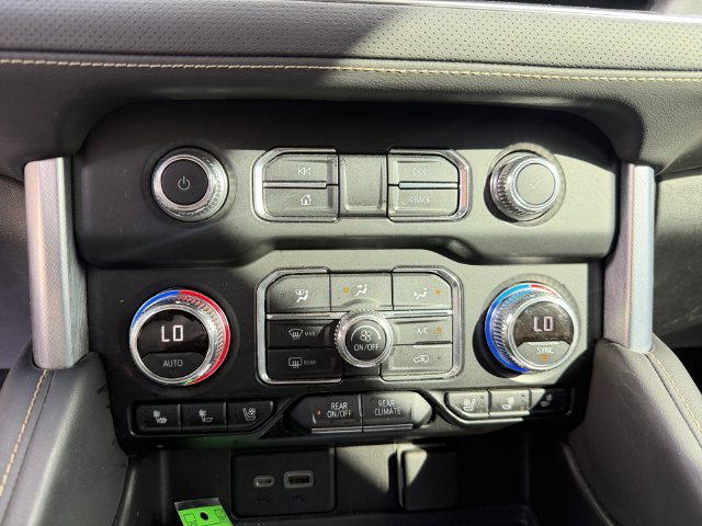 Used 2021 GMC Yukon SLT AWD/4WD image 17