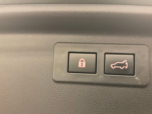 Used 2023 Subaru Forester Touring image 35