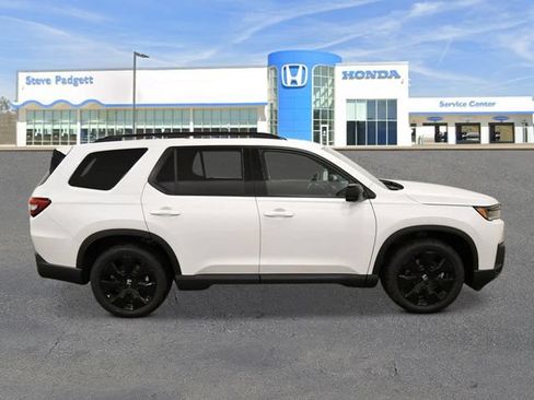 New 2026 Honda Pilot Black Edition image 7