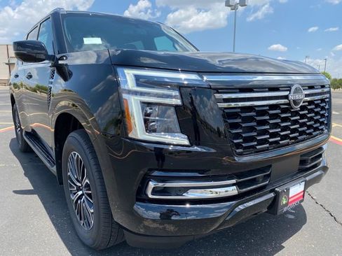 New 2025 Nissan Armada SL image 8