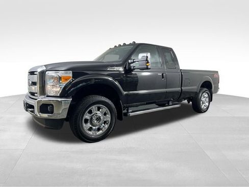 Used 2015 Ford F250 Lariat w/ Chrome Package AWD/4WD image 2