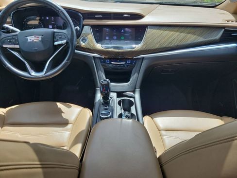 Used 2020 Cadillac XT6 Premium Luxury w/ Platinum Package AWD/4WD image 15