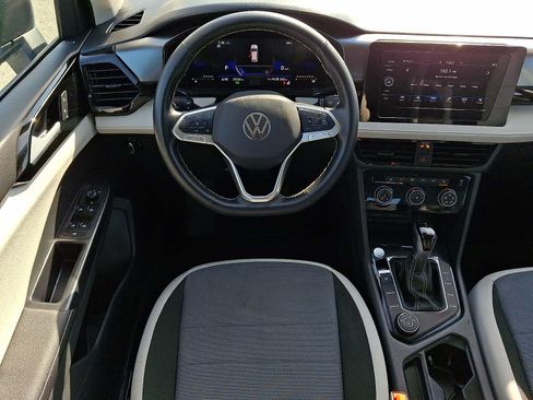 Used 2025 Volkswagen Taos S AWD/4WD image 11